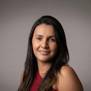 MARIELE SANTOS TAVARES 